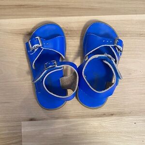 FootMates Vibrant Blue Baby Sandals